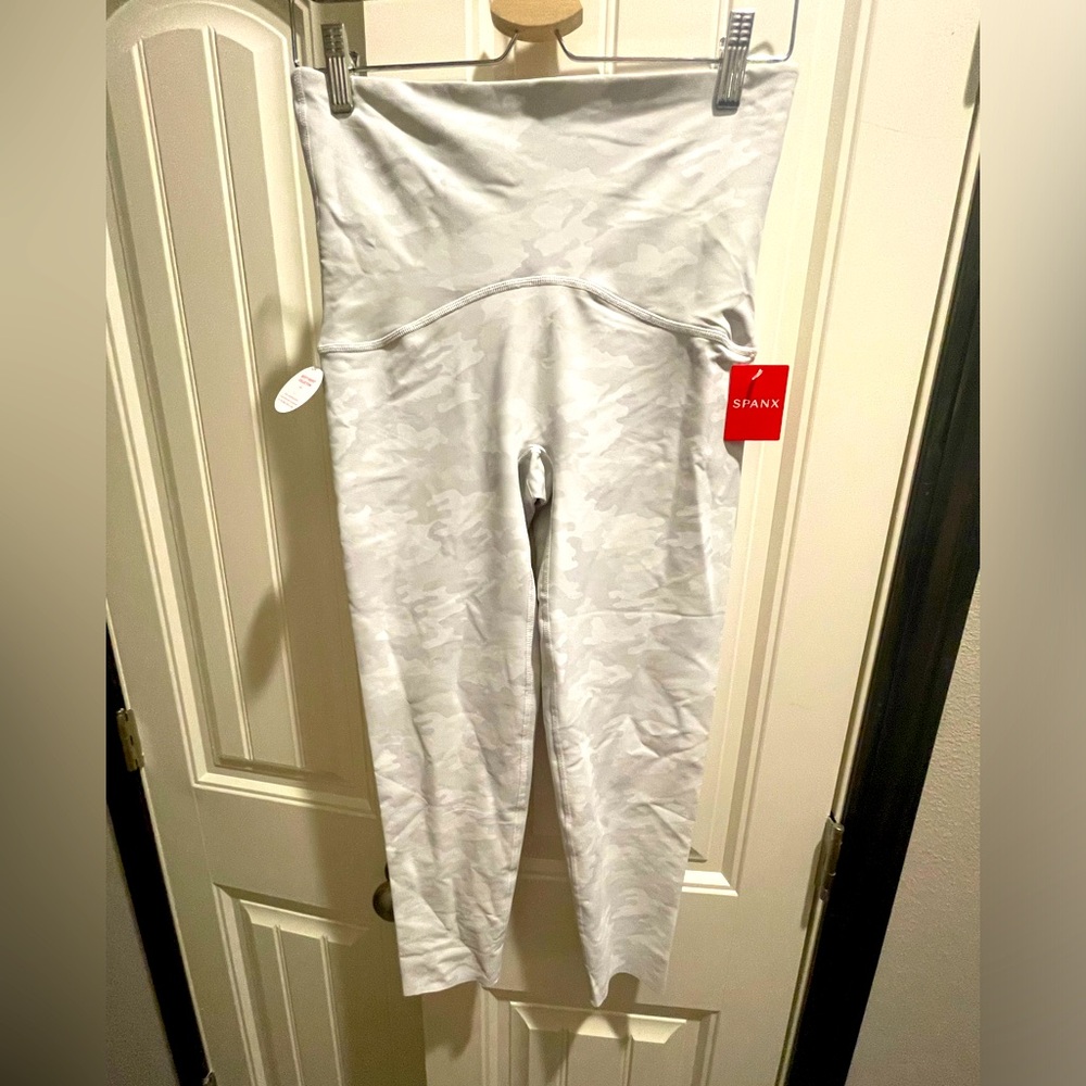 NWT Spanx leggings